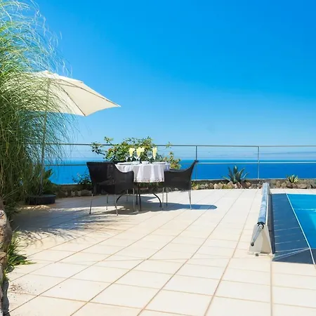 Apartment Casa Bougainvilha Owners Flat Arco da Calheta (Madeira)